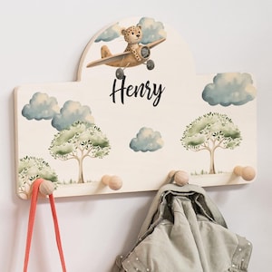 Kindergarderobe mit Namen und Leopard, Kleiderhaken aus Holz, personalisierte Garderobe für Kinder, perfektes Geschenk für kleine Abenteurer