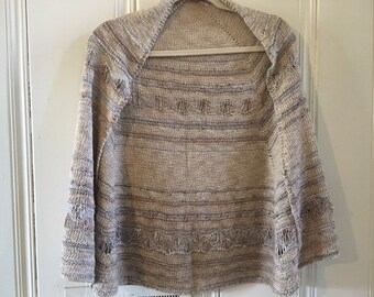Beautifull Shawl in Shades of Beige and Tan