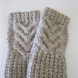 EASY PATTERN Stag Horn Cabled Fingerless Gloves download now image 2