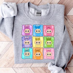 Kawaii Chibi Character Sweatshirt, Cute Cartoon Dolls Pullover, Anime Style Matching Friend Hoodie, Colorful Graphic Coquette Sweatshirt