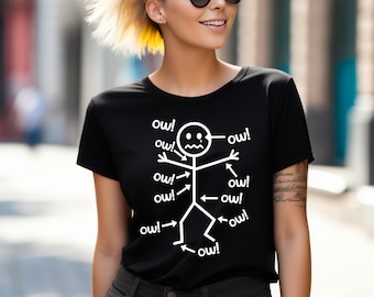 Camiseta divertida con gráfico de dolor de figura de palitos, camiseta con humor corporal de dibujos animados, camiseta con diagrama de lesiones tontas, camiseta con chiste sobre partes del cuerpo en cómic