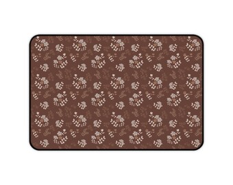 Floral Desk Mat – Beige Blossoms, Deep Red Accents