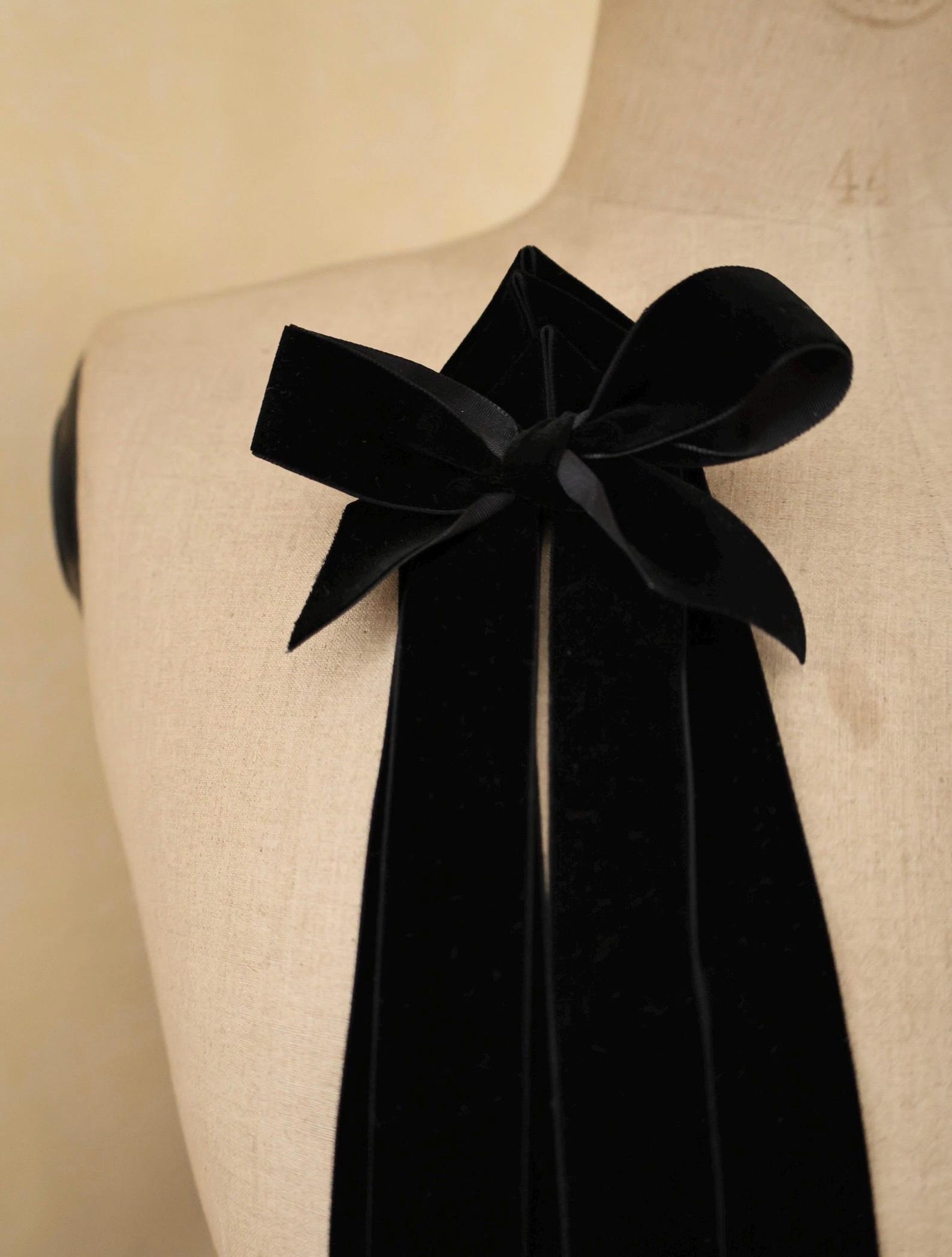 Victorian Mourning Ribbons Victorian Era Goth Gothic Grievance 1890 ...