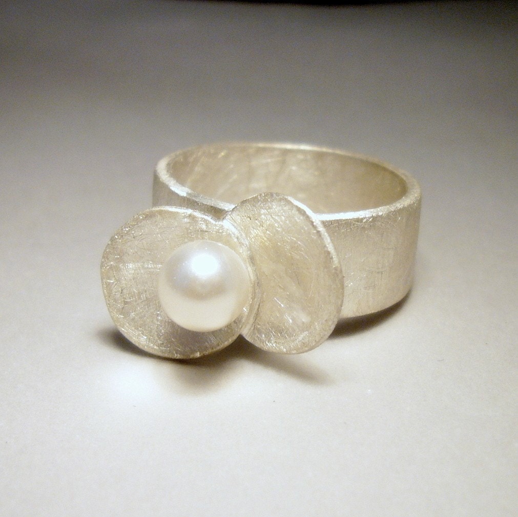 Floating Pearl Ring Made in Sterling Silver and White Etsy