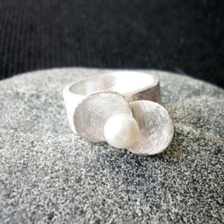 Floating Pearl Ring Made in Sterling Silver and White Etsy
