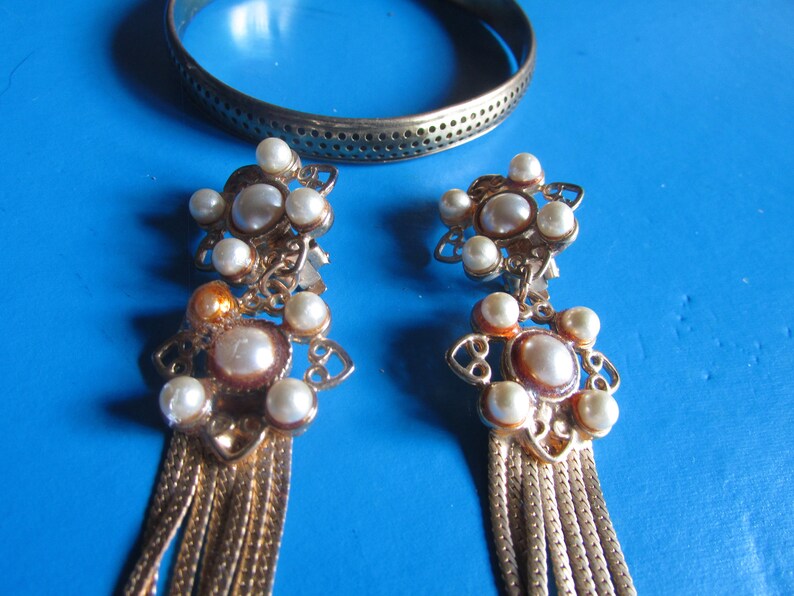 Pearl dangles plus