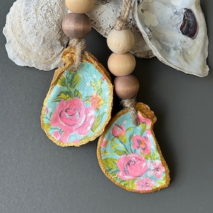 Floral entkuppelte Austernverzierung, Muschelverzierung, Küstendekor, Austernverzierung, entkuppelte Muschel - 1 Ornament