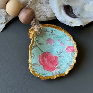 Austernornament, florale Austerenschale, Muschelverzierung, Küstendekor - 1 Ornament