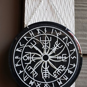 Handmade Resin Decorative Altar Piece Wall Hanger Viking Compass Vegvisir With Real Boa Constrictor Ribs Inside image 3