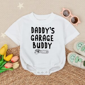 Daddy&#39;s Garage Buddy Romper Sweatshirt, Baby Bodysuit for Dad&#39;s Helper, Cute Mechanic Baby Outfit, Newborn Gift for Dad, Trendy Baby Romper