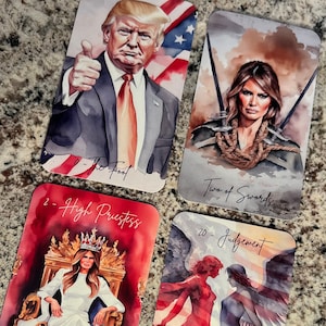 Cartes de jeu de tarot Trump, cadeaux Trump, jeu de tarot drôle de 78 cartes, objets de collection politiques Trump, Trump président, Trump 2024, MAGA, républicain,