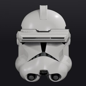 Pode incluir: Um capacete branco detalhado com viseira e design distinto. O capacete tem um topo arredondado com um acess&oacute;rio retangular e duas aberturas em forma de olho na parte inferior frontal. A est&eacute;tica geral sugere um tema futurista ou de fic&ccedil;&atilde;o cient&iacute;fica.