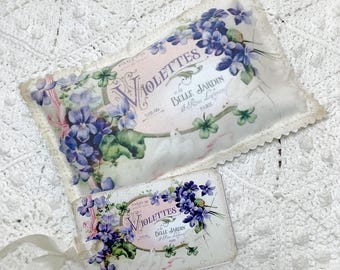 Vintage French Lavender Sachet: Violet Postcard Design