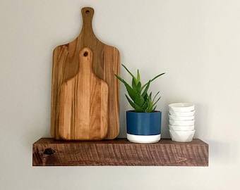 Modern Rustic Floating Shelves // Floating Shelves // Floating Shelf // Rustic Floating Shelf // Wood Shelf // Shelving // Kitchen Shelf