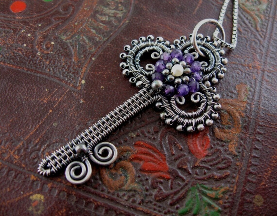 Jewelry Tutorial-victorian Key Pendant Wire Wrapped - Etsy