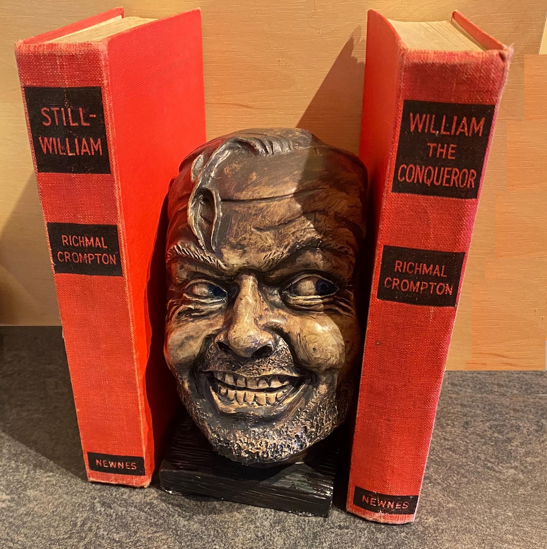 ♦ TRENDING ITEM!! Sculpture of the Shining Bookend Library Here'S Johnny Resin Ornament ♦