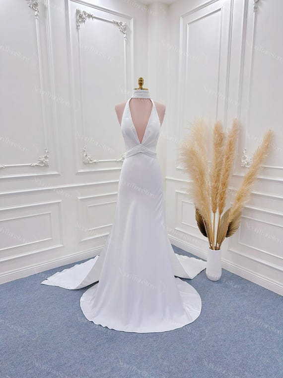 Deep V-Neck White Pretty Sexy Mermaid Wedding Dress Deep V-Neck White Pretty Sexy Mermaid Wedding Dress