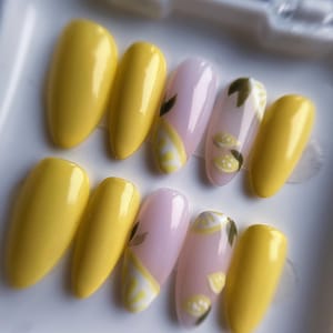 Uñas postizas de color amarillo mantequilla, reutilizables, diseño de limón pintado a mano, uñas postizas con pegamento, uñas con pestañas, Pascua primaveral