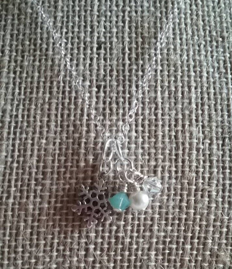 Silver Snowflake Charm Necklace Christmas Gifts for Teachers -Tiny Snowflake Pendant Necklace Dainty Winter Necklace Snowflake Necklace