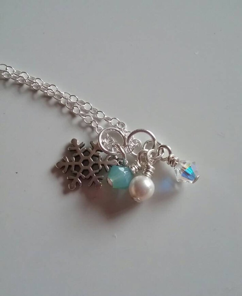 Silver Snowflake Charm Necklace Christmas Gifts for Teachers -Tiny Snowflake Pendant Necklace Dainty Winter Necklace Snowflake Necklace