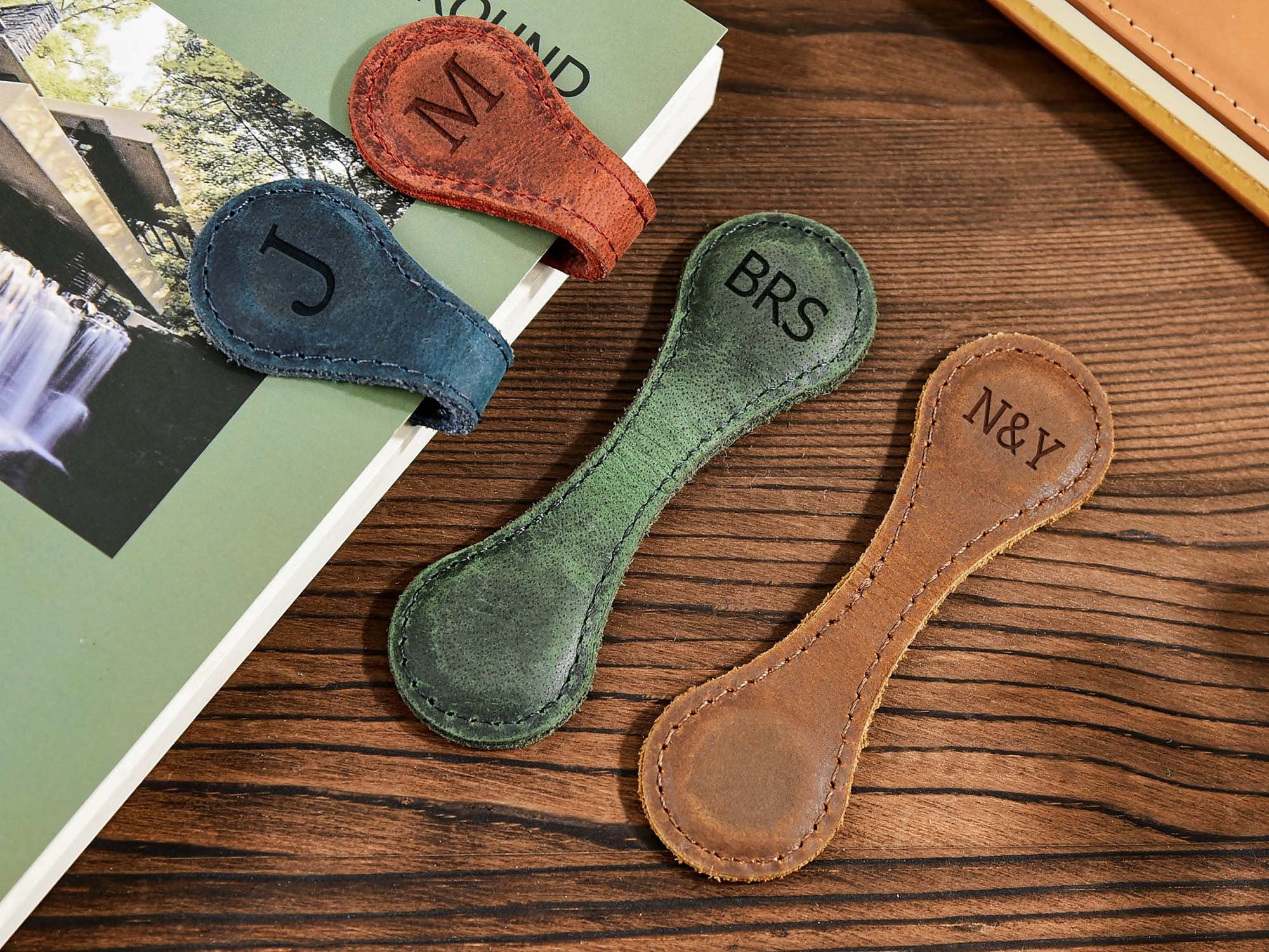 Personalized Magnetic Leather Bookmarks, Custom Initials Engraved Bookmark, Customizable Page Marker Gifts for Book Lovers Bookworm Reader