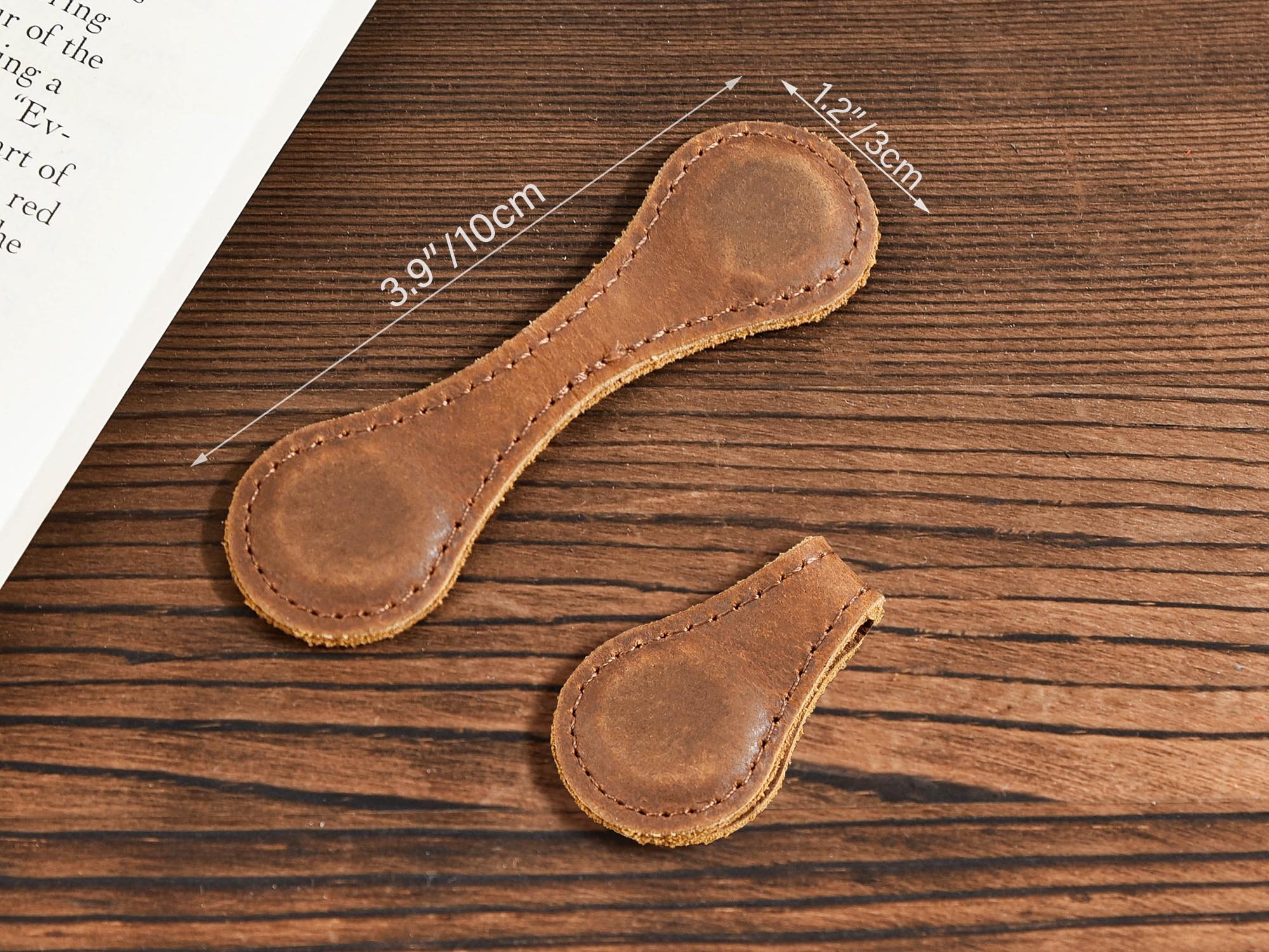 Personalized Magnetic Leather Bookmarks, Custom Initials Engraved Bookmark, Customizable Page Marker Gifts for Book Lovers Bookworm Reader