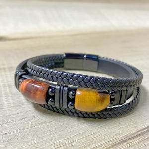 Tigeröga- och jaspisstensarmband: Flätat läderarmband, magnetlås