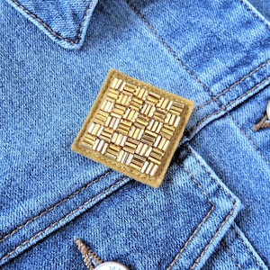 Gold Felt Brooch, Handmade Brooch, Brooch Pin, Art Deco Brooch, Brooch Gift, Beaded Brooch, Felt Brooch, Brooch Jewellery, Felt Jewellery