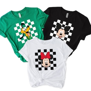 チェック柄ミッキーと仲間のTシャツ、ディズニー旅行シャツ、チェック柄ミッキーマウスシャツ、ディズニーファミリーバケーションシャツ、お揃いのファミリーシャツ