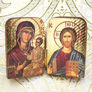 Orthodox travel Icon. Christ and Theotokos. diptych icons. Handcrafted, hand carved, made in Greece