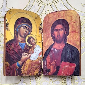 Orthodox travel Icon. Christ and Theotokos. diptych icons. Handcrafted, hand carved, made in Greece