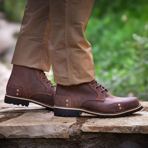Handcrafted Top Grain Leather Boots: Men