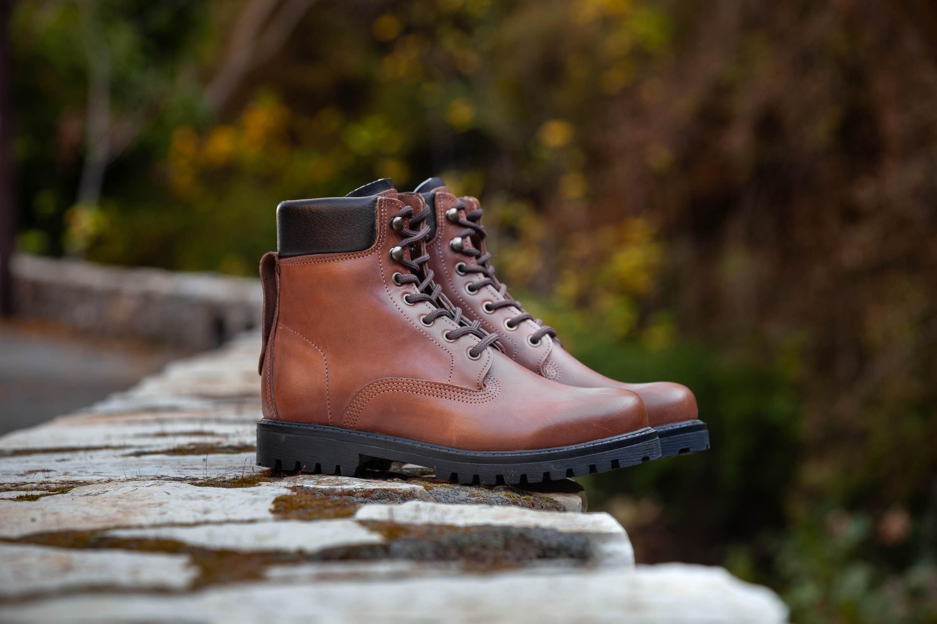 Damen Schnürstiefel aus Leder Handarbeit Spitzenkorn