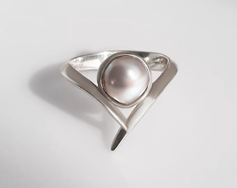 Pearl Silver Ring, Elegant Silver Ring with Freshwater Pearl, Everyday Jewelry, Minimal Pearl Jewellery, Gift for Her