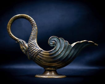 Art Deco-kanna i patinerad brons föreställande en svan, signerad Max Le Verrier – fransk vintage, 1930-talet