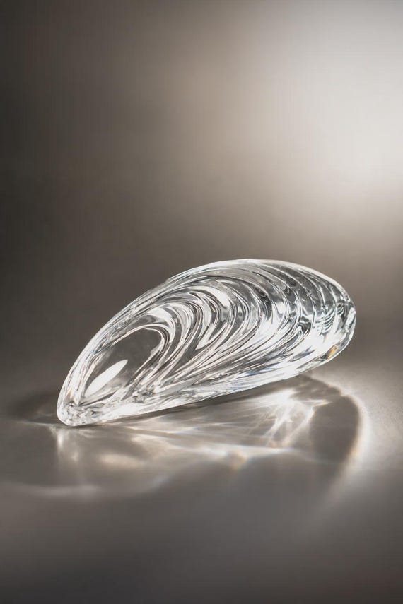Presse-papier Baccarat en cristal taillé – Figurine coquillage, moule - Objet décoratif vintage signé – Cristal français, décoration marine