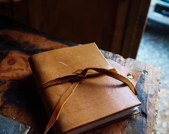 Leder Field Notes Buch