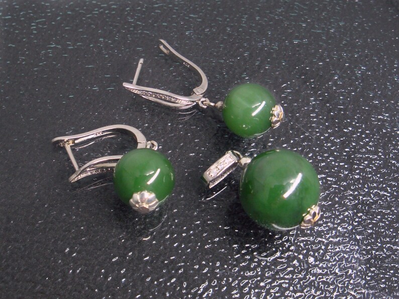 Authentic green Nephrite Jade Siberian Cat/'s Eye Nephrite Jade Earrings Pendant set High Quality Cats Eye nephrite jade from Siberia