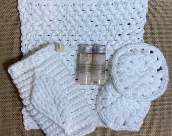 Crocheted Spa Bath Set wash cloth, face scrubby rounds, soap saver