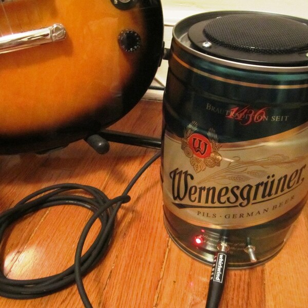 DIY 10W Mini Beer Keg Guitar Amp