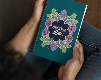 This is Our Place - Quaderno/Diario/Taccuino a spirale da 5,5" x 8,5" - Pagine leggermente punteggiate