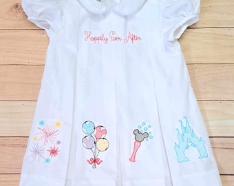 Vacation castle Mouse Embroidered Pleat Dress