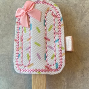 Popsicle Hair Clip, Toddlers Hair Clips, Popsicles, Vanilla Ice Cream Bar with Sprinkles, Girls Summer Hair Clips, Girls Hair Bows, felties