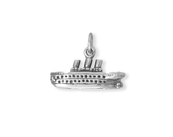 Sterling Silver Three Dimensional Cruise Ship Necklace Sterling Silver Three Dimensional Cruise Ship Necklace