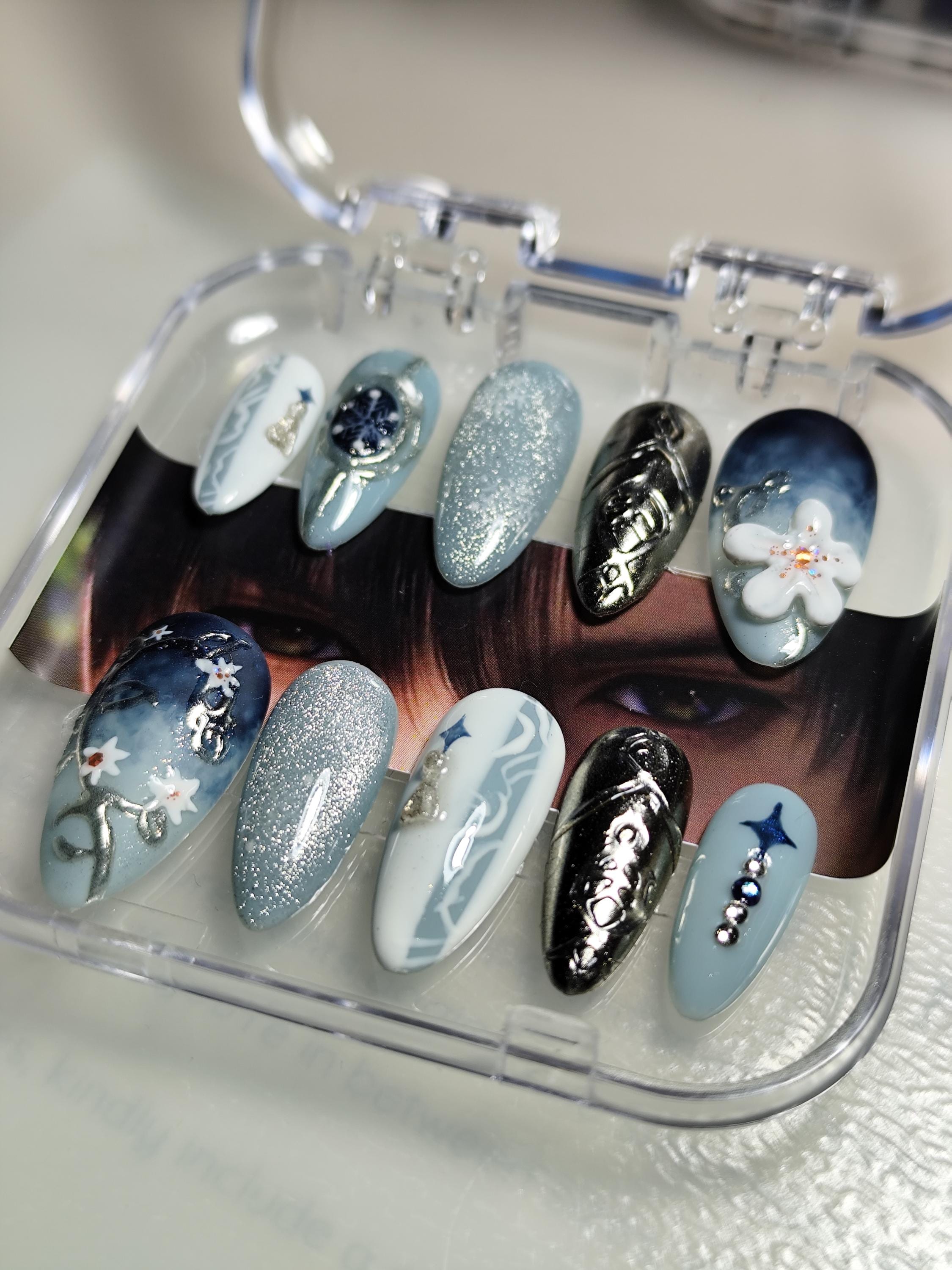 ZAYNE (love and Deep Space) Press on Nails - Etsy