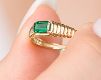 Emerald Gemstone Ring · Rectangle Solitaire Ring · 18k Gold Engagement Ring · 14k Yellow Gold Ring · May Birthstone Ring, gift for her