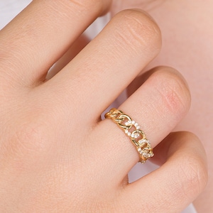 14k Gold Chain Ring, Chain Link Ring, Statement Ring, Dainty Ring, Minimalist Ring,Stacking Ring, Delicate Ring, Gold Ring, SUTTON RING