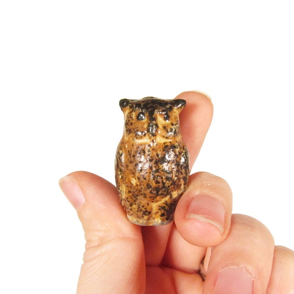 Vintage Owl Figurine - Tiny Good Luck Owl Statuette - Glazed Ceramic Pottery England - Small Altar Thimble Woodland Bird of Prey - Owl Charm