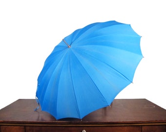 Vintage Blue Umbrella - 1960s Cornflower Blue HS Parasol - Steampunk Mid-Century Rain Accessory - Wedding Prop - Something Blue