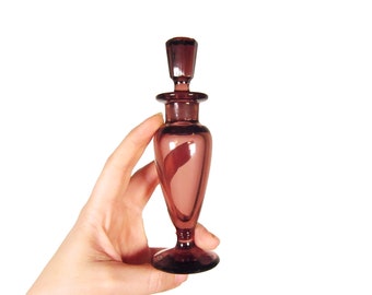 Vintage Amethyst New Martinsville Glass Manufacturing Company Queen Anne Perfume Bottle - Art Deco Era 1920s 20s Taper - Antique Jewel Tone